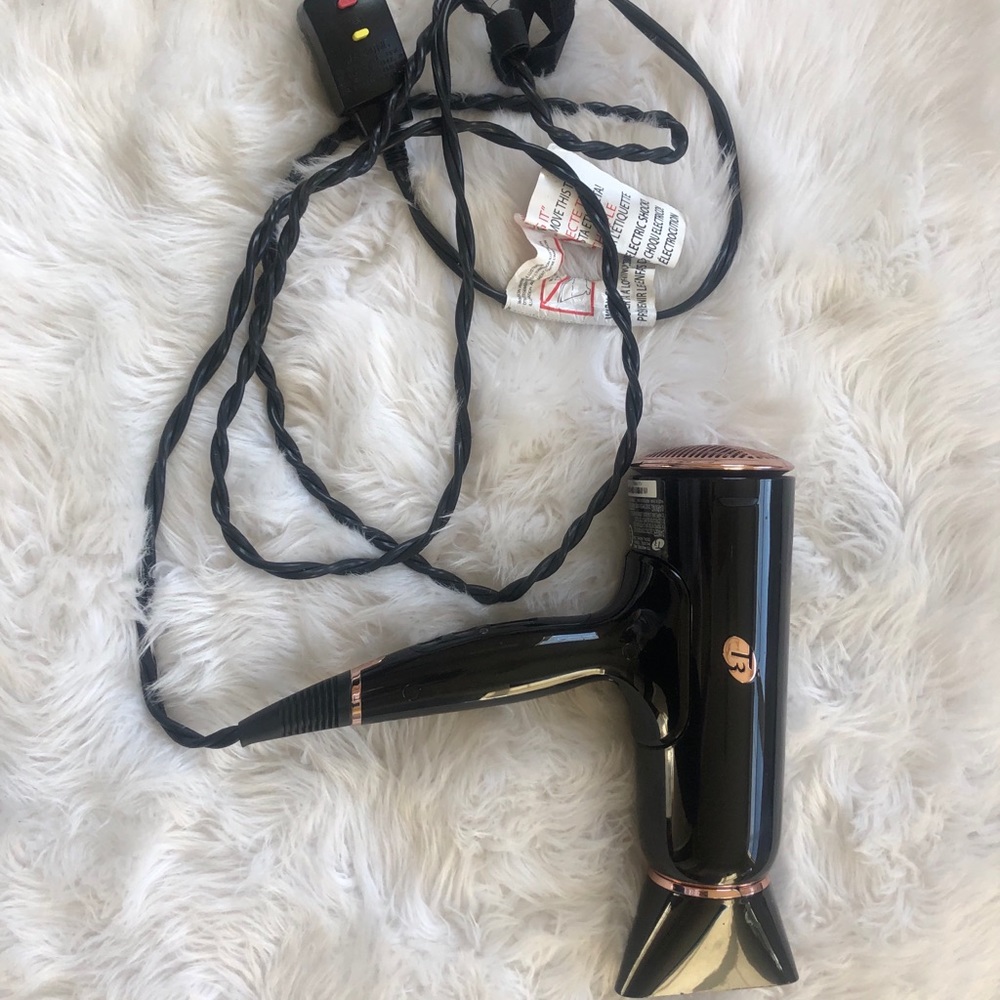 T3 blow Dryer